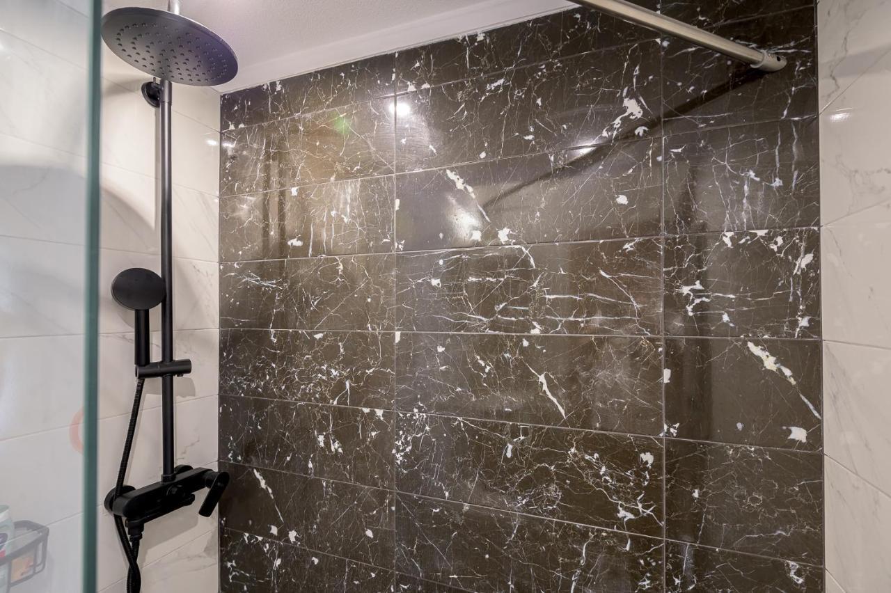 J&S Lux Central Suite 1 أليكسانثيربوليس المظهر الخارجي الصورة