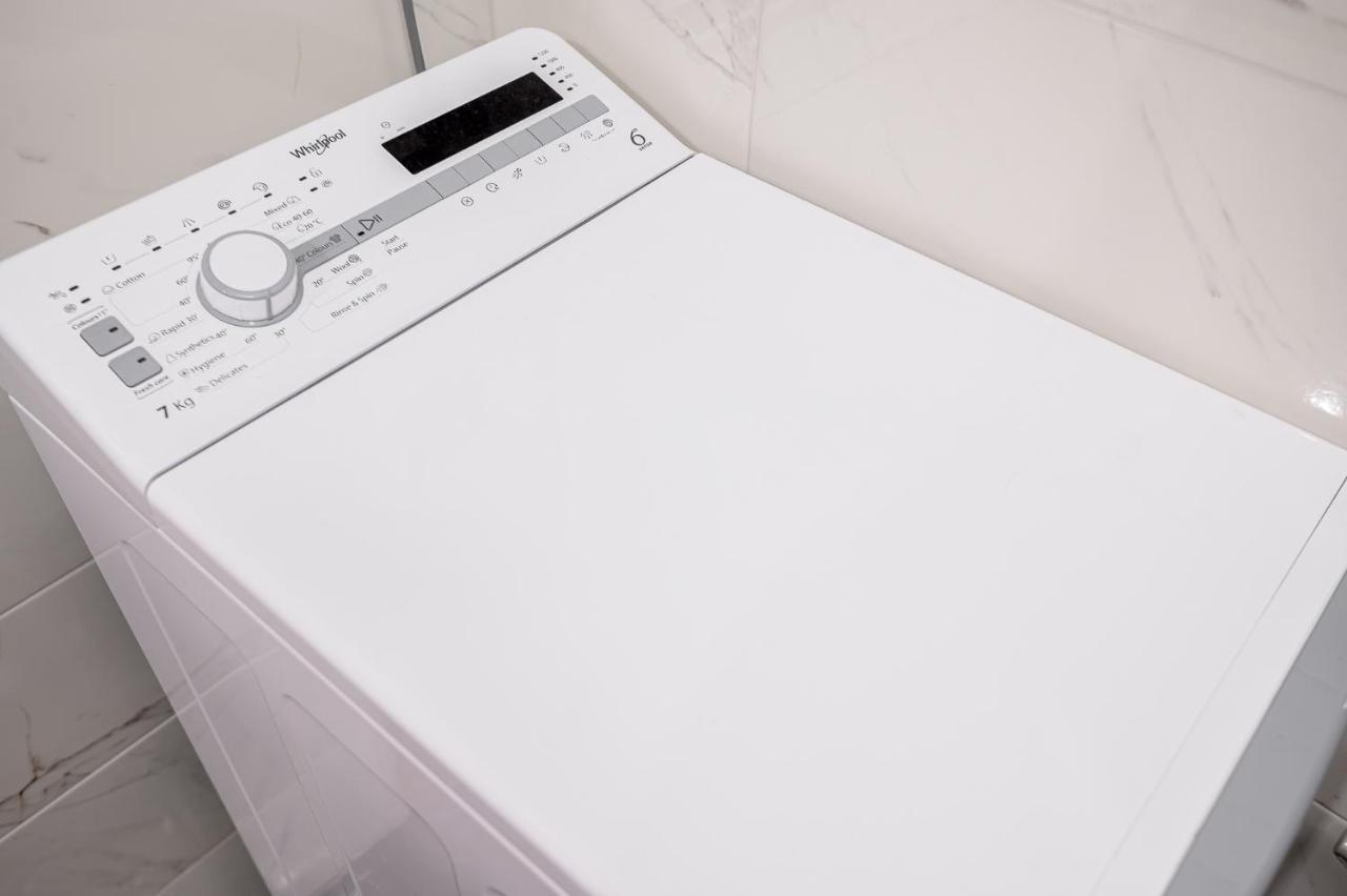 J&S Lux Central Suite 1 أليكسانثيربوليس المظهر الخارجي الصورة